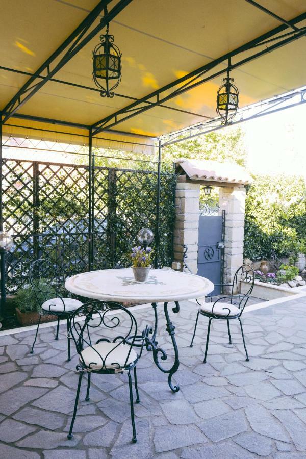 B&B Fontanelle Romane Екстер'єр фото